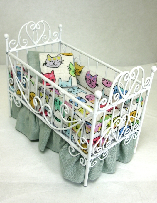 Kitty Cat Crib